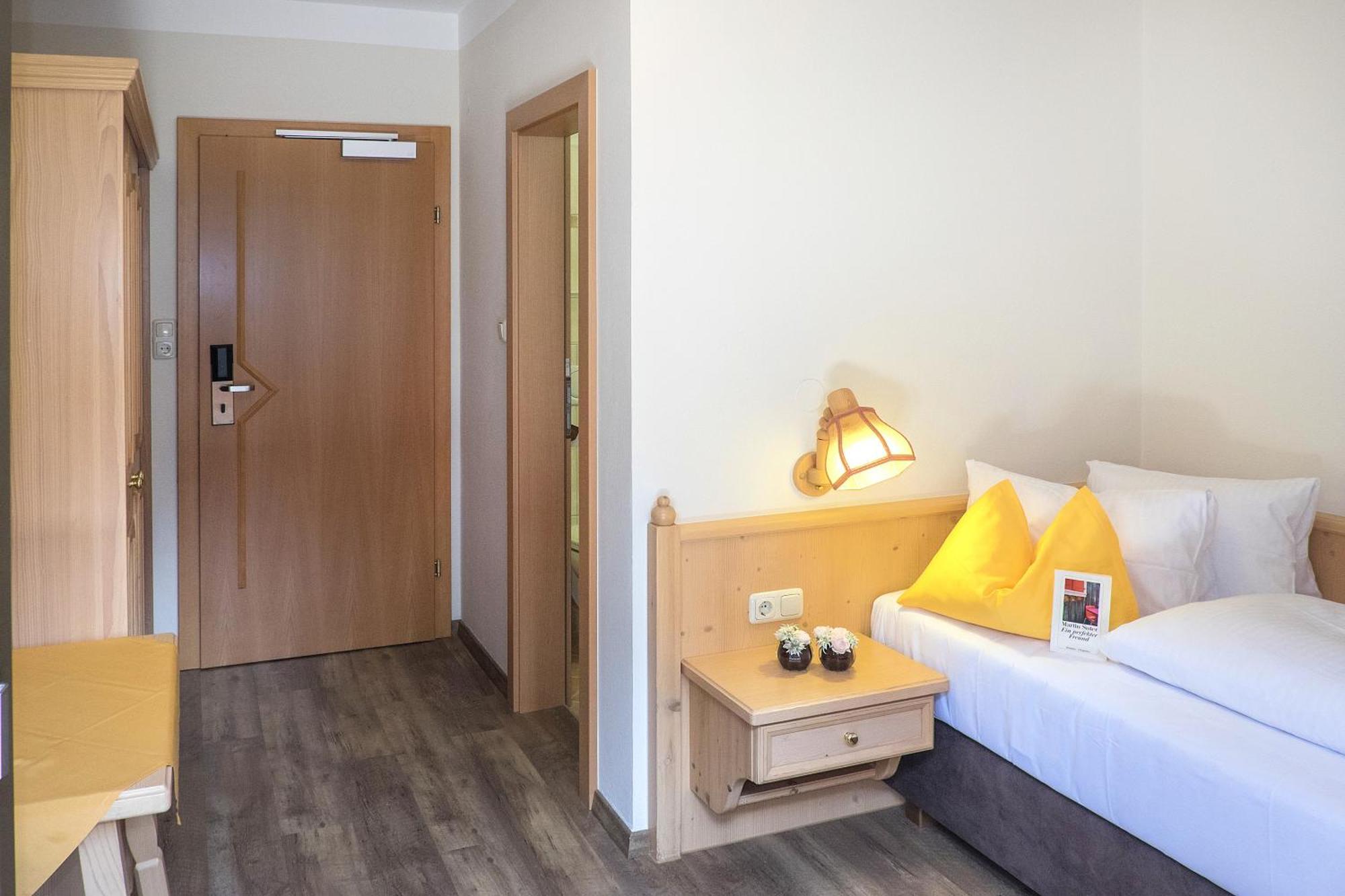 Hotel Talblick Saalbach-Hinterglemm Room photo